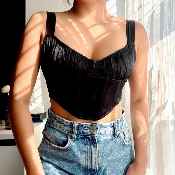 Zara Black Corset-Style Crop Top - Picture 2 of 4